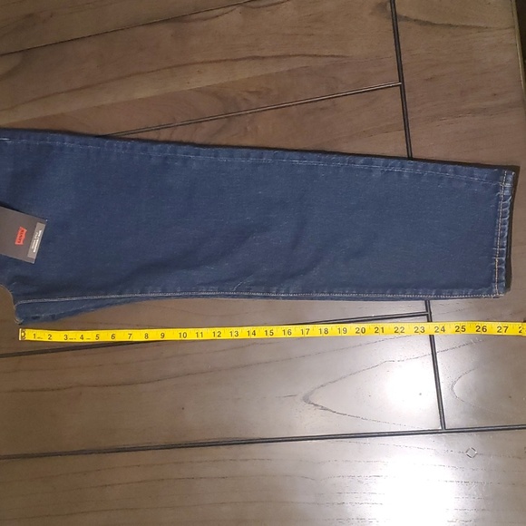 ARITZIA Levi's Wedgie High Rise Tapered Leg, Dark Wash, 27 NWTs - Picture 5 of 8